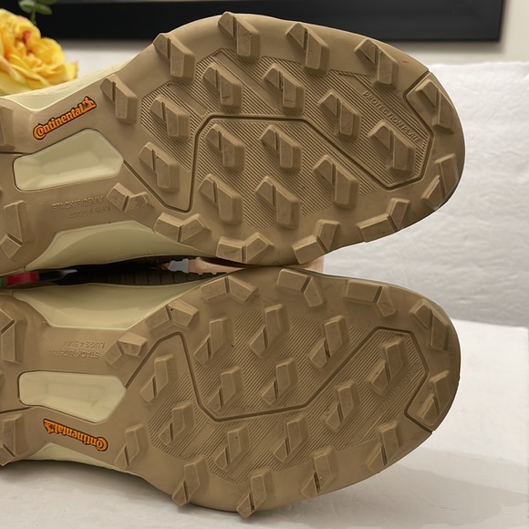 ADIDAS TERREX SWIFT R3 HIKING BEIGE/GOLD/ORANGE SNEAKERS MENS SIZE 10 - Picture 15 of 16